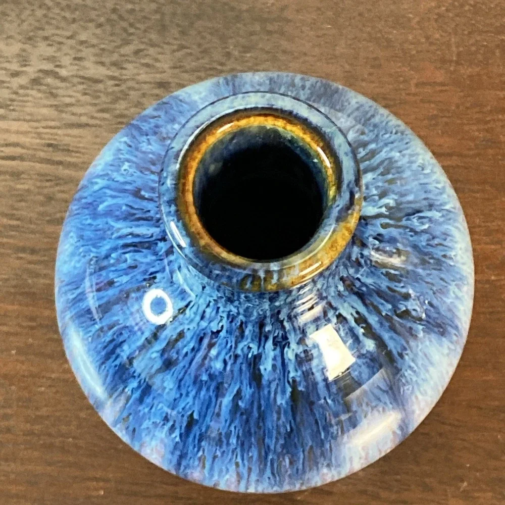Vtg Pottery Art Bud Vase Beautiful Blend of Cobalt Brown Purple Drip Glaze